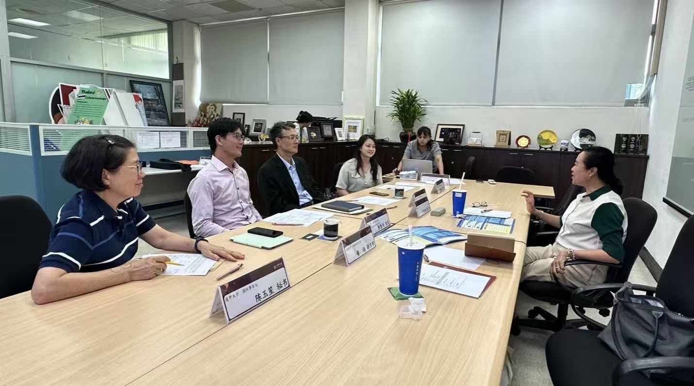 DBA805151ECAADC350ED7358977_75D0F4D4_2953A