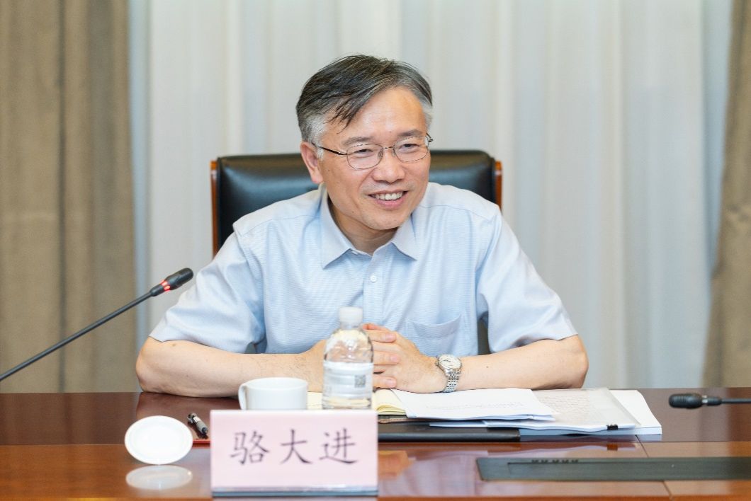 73044FD65F18A33F7136040A69D_5D979181_12BC6