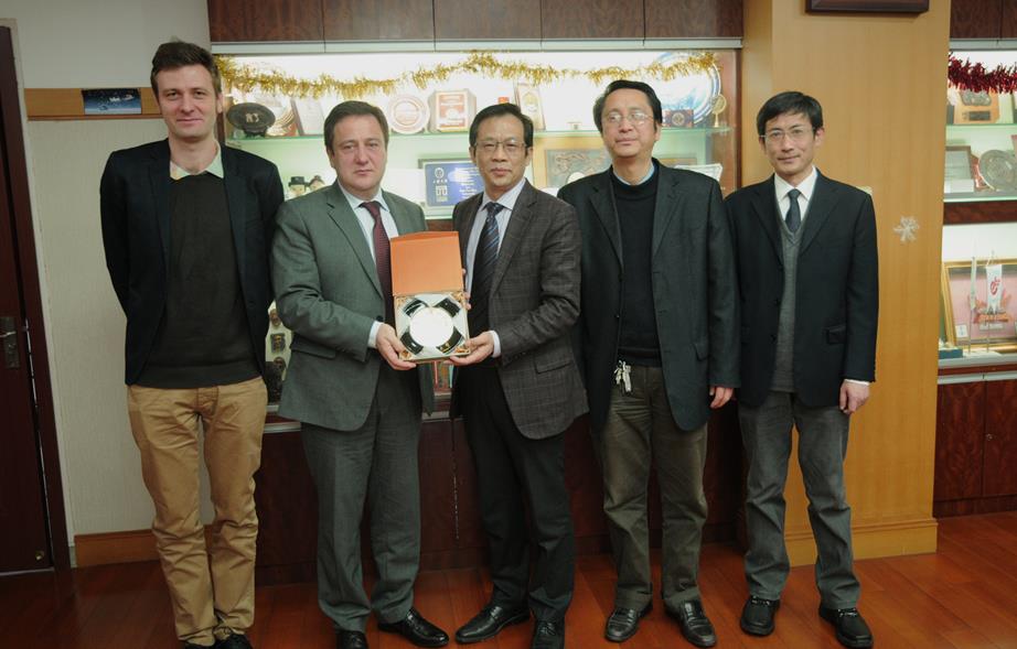 36A35822307262E4FD31683D765_3611F5C9_107DD.jpg?e=